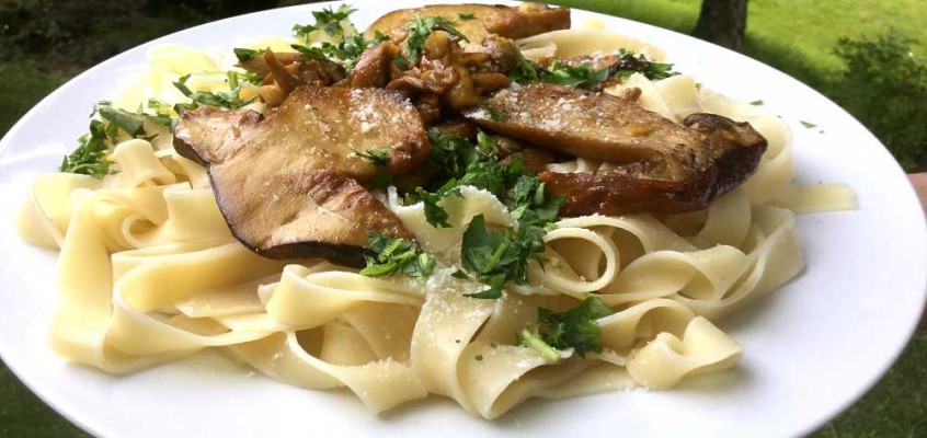 Tagliatelle ai funghi porcini: Toskansk pasta med steinsopp